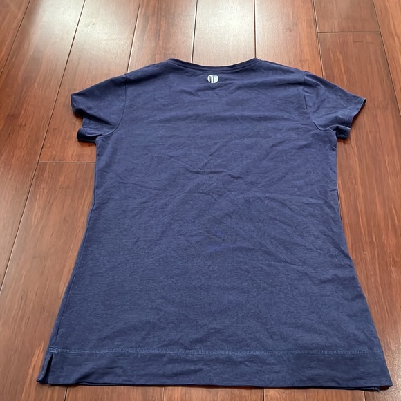 Raw Thread T-Shirt - Picture 3 of 5